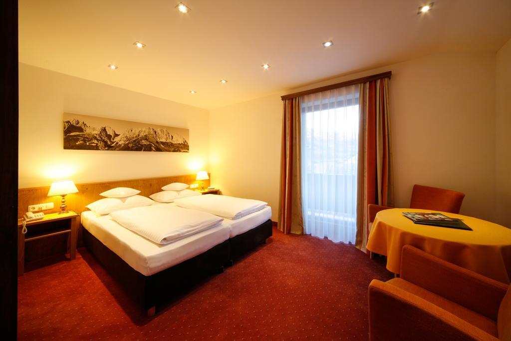 Hotel Resch Кицбюэль Экстерьер фото